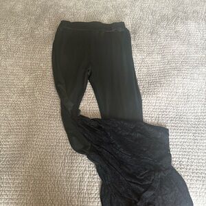 Women’s Black Lace Detail Pants Size Large